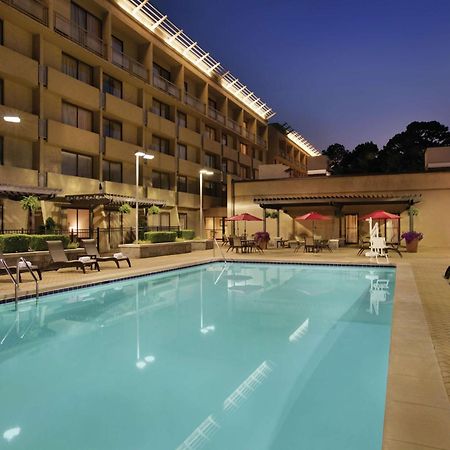 Doubletree By Hilton Atlanta Northeast/Northlake Tucker Exteriör bild