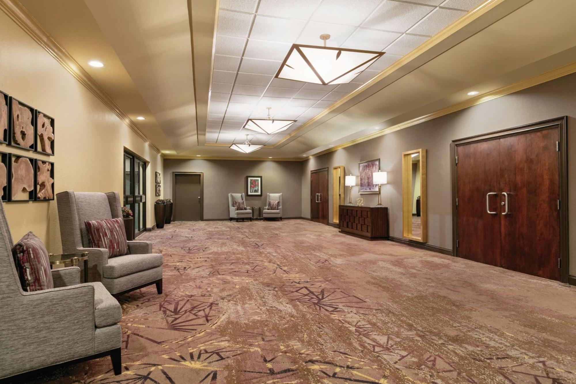Doubletree By Hilton Atlanta Northeast/Northlake Tucker Exteriör bild