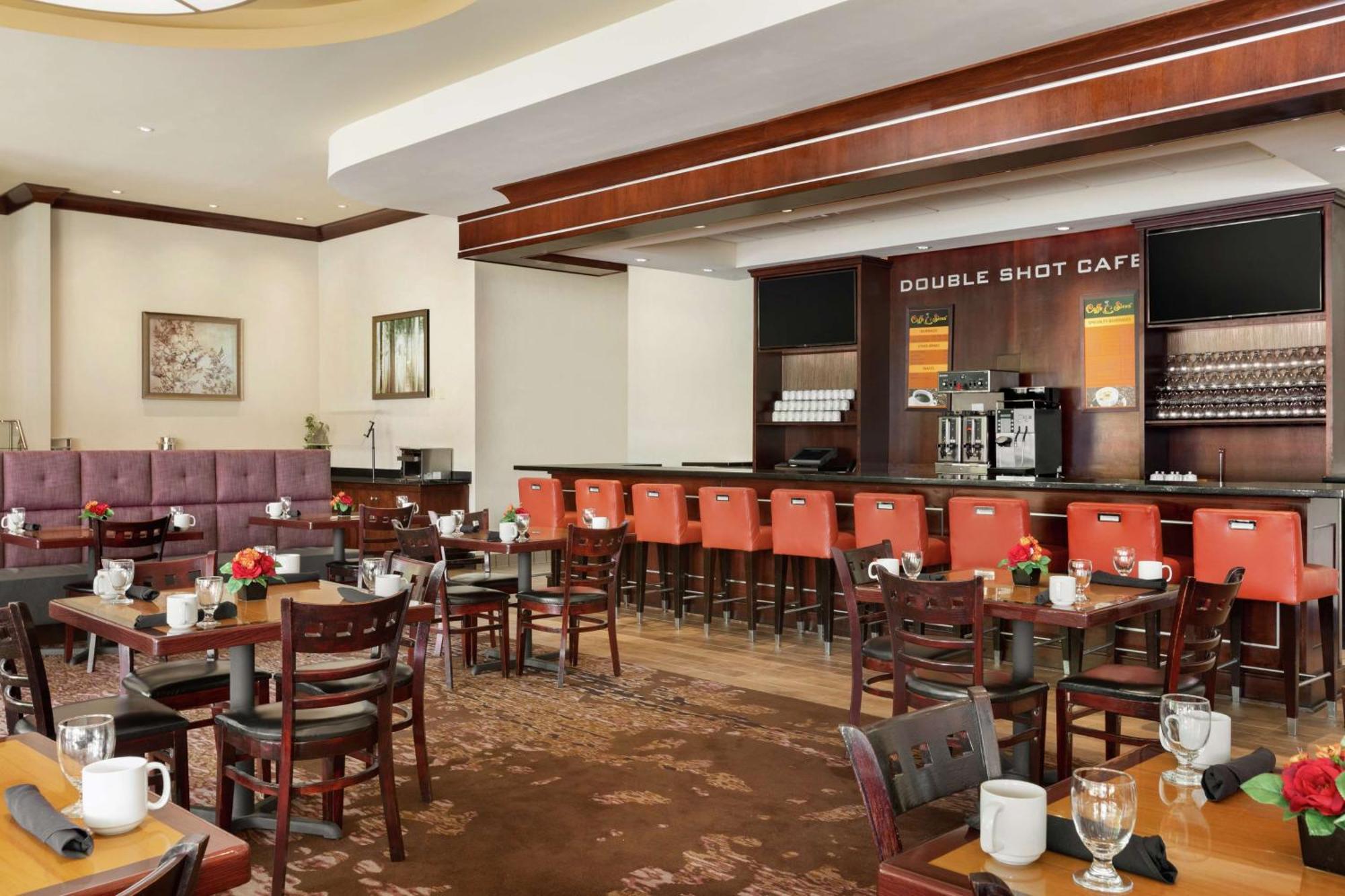 Doubletree By Hilton Atlanta Northeast/Northlake Tucker Exteriör bild